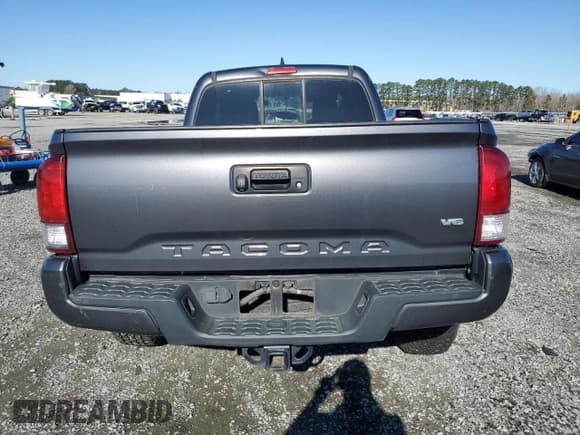 ✅ 2017 Toyota Tacoma SR5 • VIN: 5TFRZ5CN1HX023890 • Лот: 48235785. Опубликован ранее на Copart с пробегом 135 509 миль. Бесплатный доступ к архиву аукционных продаж из США и подробный отчёт об истории автомобиля на DreamBid. Изображение 6.