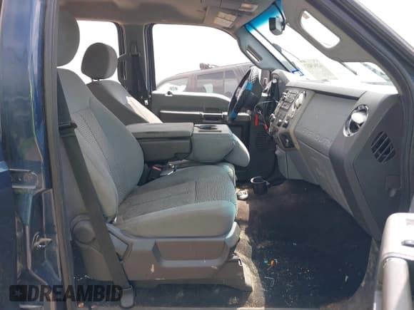 ✅ 2016 Ford F-250 Lariat • VIN: 1FT7W2B67GEC02132 • Lot: 42043437. Listed on IAAI with 220,898 mi. Free auction sales archive from the USA and detailed vehicle history report at DreamBid. Image 5.