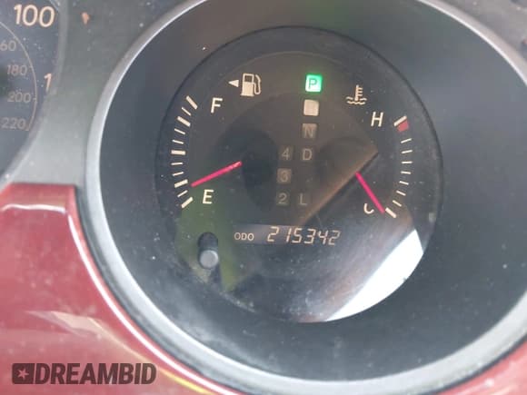 ✅ 2002 Lexus ES 300 • VIN: JTHBF30G520077387 • Lot: 42303130. Listed on IAAI with 215,342 mi. Free auction sales archive from the USA and detailed vehicle history report at DreamBid. Image 7.