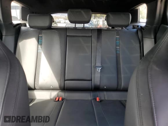 ✅ 2023 Fisker Ocean One • VIN: VCF1ZBU22PG002643 • Lot: 86328075. Wystawiony na Copart z przebiegiem 14 986 mil. Bezpłatny archiwum sprzedaży aukcyjnych z USA i szczegółowy raport historii pojazdu na DreamBid. Zdjęcie 10.