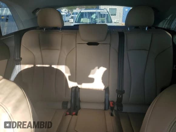 ✅ 2019 Audi Q8 Premium • VIN: WA1AVAF16KD010811 • Лот: 42600195. Опубликован ранее на Copart с пробегом 42 385 миль. Бесплатный доступ к архиву аукционных продаж из США и подробный отчёт об истории автомобиля на DreamBid. Изображение 10.