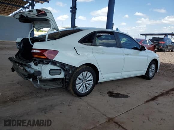 ✅ 2019 Volkswagen Jetta S • VIN: 3VWC57BUXKM031924 • Lot: 53752815. Listed on Copart with 67,590 mi. Free auction sales archive from the USA and detailed vehicle history report at DreamBid. Image 3.