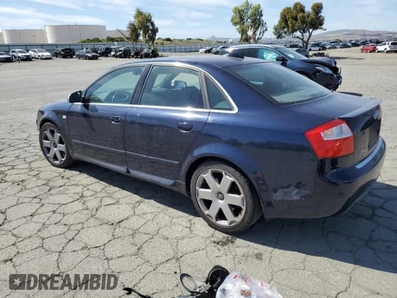 ✅ 2004 Audi S4 • VIN: WAUPL68E64A256228 • Лот: 56017995. Опубликован ранее на Copart с пробегом 81 893 миль. Бесплатный доступ к архиву аукционных продаж из США и подробный отчёт об истории автомобиля на DreamBid. Изображение 2.