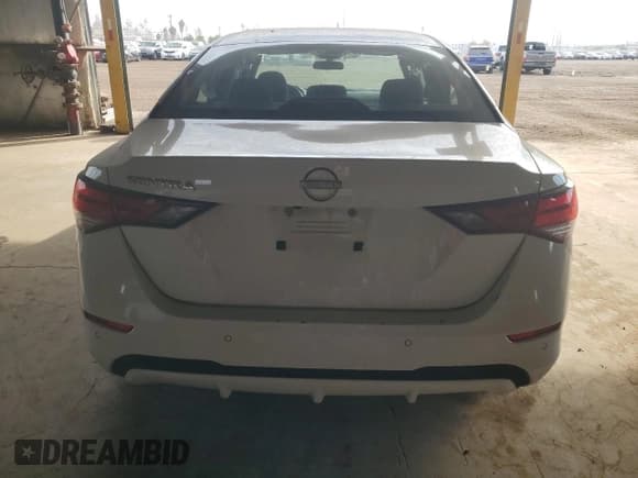 ✅ 2024 Nissan Sentra S • VIN: 3N1AB8BV9RY218580 • Lot: 91054935. Listed on Copart with 53,338 mi. Free auction sales archive from the USA and detailed vehicle history report at DreamBid. Image 6.