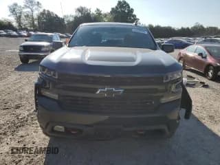 ✅ 2019 Chevrolet Silverado 1500 Custom Trail Boss • VIN: 1GCPYCEF9KZ413927 • Lot: 74636234. Wystawiony na Copart z przebiegiem 49 179 mil. Bezpłatny archiwum sprzedaży aukcyjnych z USA i szczegółowy raport historii pojazdu na DreamBid. Zdjęcie 5.