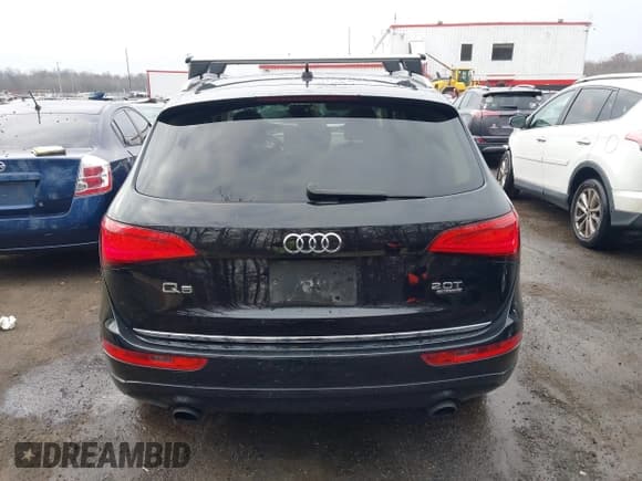 ✅ 2015 Audi Q5 Premium • VIN: WA1CFAFP5FA105832 • Lot: 43754297. Listed on IAAI with 105,704 mi. Free auction sales archive from the USA and detailed vehicle history report at DreamBid. Image 16.
