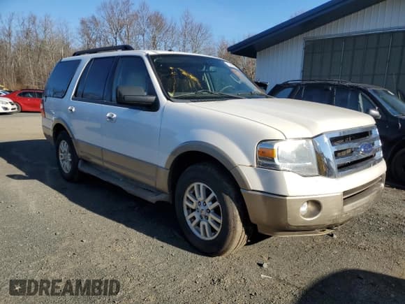 ✅ 2014 Ford Expedition King Ranch • VIN: 1FMJU1J54EEF26307 • Лот: 93490515. Опубликован ранее на Copart с пробегом 194 240 миль. Бесплатный доступ к архиву аукционных продаж из США и подробный отчёт об истории автомобиля на DreamBid. Изображение 4.