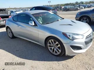✅ 2013 Hyundai Genesis Coupe 2.0T • VIN: KMHHT6KD6DU084767 • Lot: 43622756. Wystawiony na IAAI z przebiegiem 134 708 mil. Bezpłatny archiwum sprzedaży aukcyjnych z USA i szczegółowy raport historii pojazdu na DreamBid. Zdjęcie 1.