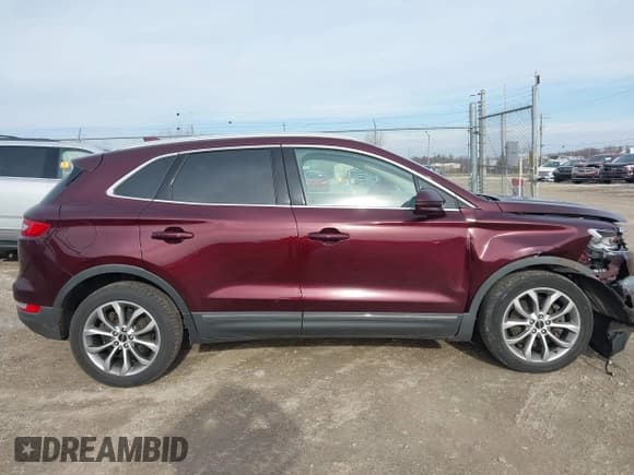 ✅ 2017 Lincoln MKC Select • VIN: 5LMCJ2D94HUL12463 • Лот: 43749231. Опубликован ранее на IAAI с пробегом 100 781 миль. Бесплатный доступ к архиву аукционных продаж из США и подробный отчёт об истории автомобиля на DreamBid. Изображение 14.