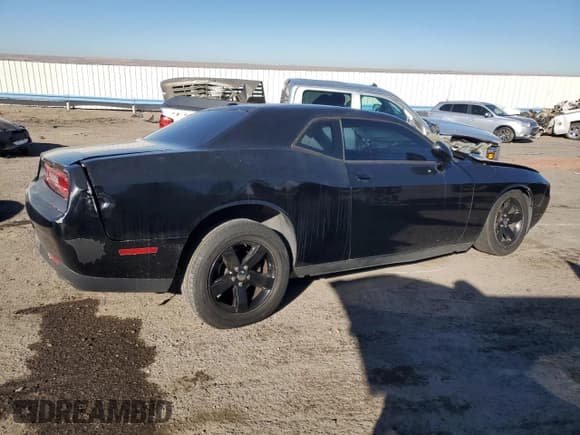 ✅ 2013 Dodge Challenger SXT Plus • VIN: 2C3CDYAG8DH510873 • Lot: 77626334. Wystawiony na Copart z przebiegiem 156 630 mil. Bezpłatny archiwum sprzedaży aukcyjnych z USA i szczegółowy raport historii pojazdu na DreamBid. Zdjęcie 3.
