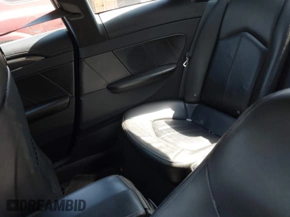 ✅ 2011 Cadillac CTS • VIN: 1G6DC1EDXB0153131 • Lot: 41606098. Listed on IAAI with 141,605 mi. Free auction sales archive from the USA and detailed vehicle history report at DreamBid. Image 8.