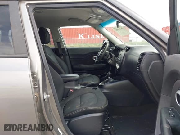 ✅ 2016 Kia Soul + • VIN: KNDJP3A50G7387825 • Лот: 43335400. Опубликован ранее на IAAI с пробегом 109 881 миль. Бесплатный доступ к архиву аукционных продаж из США и подробный отчёт об истории автомобиля на DreamBid. Изображение 5.