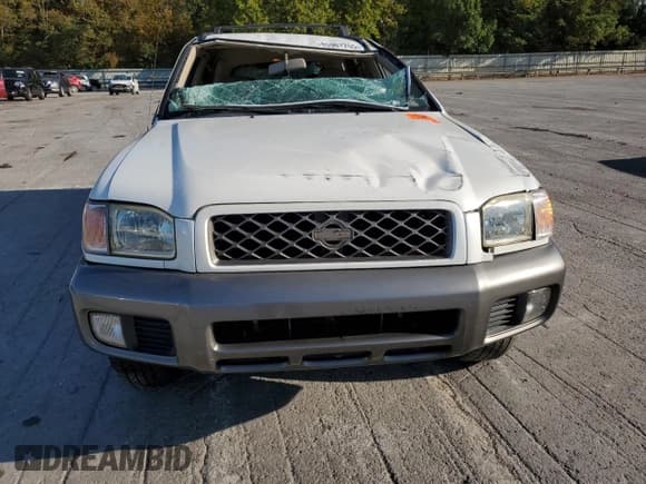 ✅ 2001 Nissan Pathfinder LE • VIN: JN8DR07X71W511038 • Lot: 80967265. Wystawiony na Copart z przebiegiem 266 023 mil. Bezpłatny archiwum sprzedaży aukcyjnych z USA i szczegółowy raport historii pojazdu na DreamBid. Zdjęcie 5.