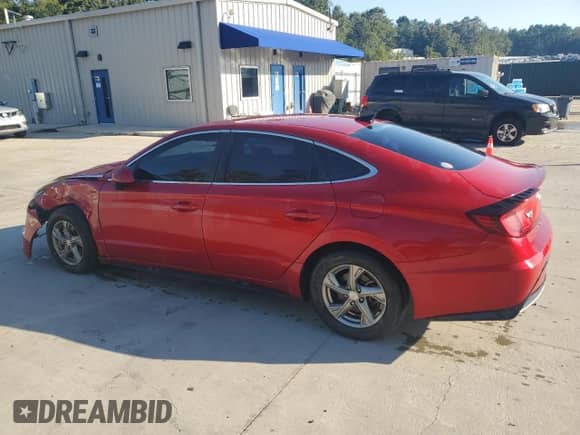 2020 Hyundai Sonata SE with VIN 5NPEG4JA3LH001599, listed as a Copart auction lot 80376125 with 136,010 mi miles and Salvage title. Bid and sale history available at DreamBid. Image 2.