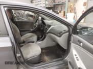 ✅ 2017 Hyundai Accent SE • VIN: KMHCT4AEXHU222616 • Lot: 43629410. Wystawiony na IAAI z przebiegiem 250 565 mil. Bezpłatny archiwum sprzedaży aukcyjnych z USA i szczegółowy raport historii pojazdu na DreamBid. Zdjęcie 5.