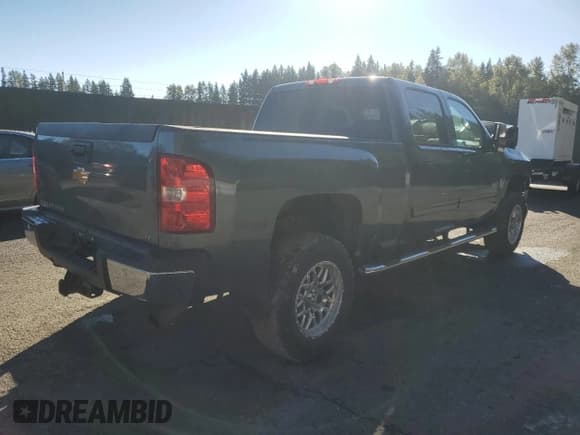 ✅ 2012 Chevrolet Silverado 2500HD LT • VIN: 1GC1KXCG1CF218093 • Лот: 86321705. Опубликован ранее на Copart с пробегом Не указан. Бесплатный доступ к архиву аукционных продаж из США и подробный отчёт об истории автомобиля на DreamBid. Изображение 3.