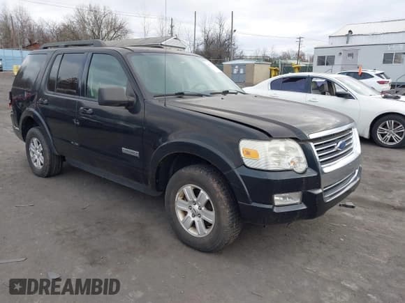 ✅ 2008 Ford Explorer XLT • VIN: 1FMEU73E78UA07747 • Lot: 43709407. Wystawiony na IAAI z przebiegiem 161 772 mil. Bezpłatny archiwum sprzedaży aukcyjnych z USA i szczegółowy raport historii pojazdu na DreamBid. Zdjęcie 1.
