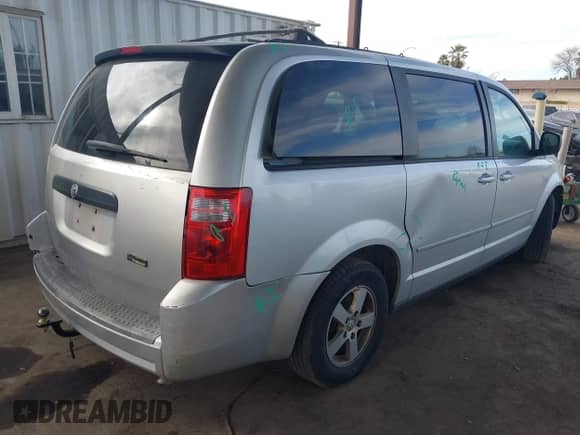 2010 Dodge Grand Caravan SE with VIN 2D4RN4DE2AR159523, listed as a IAAI auction lot 41665852 with 221,011 mi miles and . Bid and sale history available at DreamBid. Image 4.