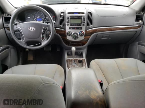 ✅ 2010 Hyundai Santa Fe GLS • VIN: 5NMSG3AB0AH345228 • Lot: 73937304. Listed on Copart with 193,881 mi. Free auction sales archive from the USA and detailed vehicle history report at DreamBid. Image 8.