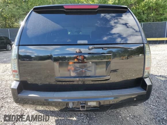 ✅ 2008 GMC Yukon SLT 4SA • VIN: 1GKFK13098J204893 • Lot: 82232055. Listed on Copart with 223,790 mi. Free auction sales archive from the USA and detailed vehicle history report at DreamBid. Image 6.