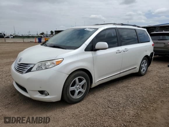 ✅ 2012 Toyota Sienna XLE AAS • VIN: 5TDYK3DC5CS217032 • Lot: 62197015. Listed on Copart with 133,717 mi. Free auction sales archive from the USA and detailed vehicle history report at DreamBid. Image 1.
