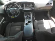 ✅ 2021 Dodge Challenger SXT • VIN: 2C3CDZAG0MH577831 • Lot: 59969883. Wystawiony na Copart z przebiegiem 42 989 mil. Bezpłatny archiwum sprzedaży aukcyjnych z USA i szczegółowy raport historii pojazdu na DreamBid. Zdjęcie 8.