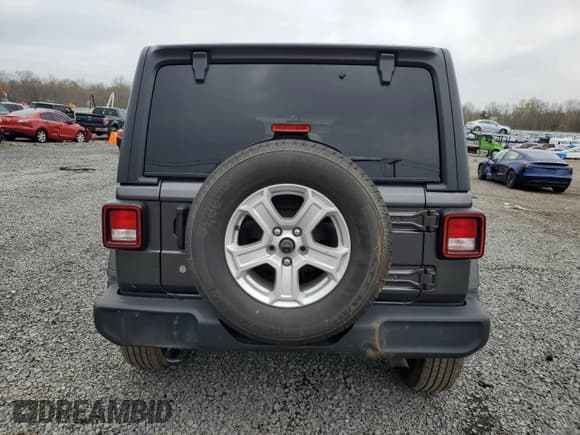 ✅ 2020 Jeep Wrangler Unlimited Sport S • VIN: 1C4HJXDN1LW139683 • Lot: 53299595. Listed on Copart with 74,140 mi. Free auction sales archive from the USA and detailed vehicle history report at DreamBid. Image 6.