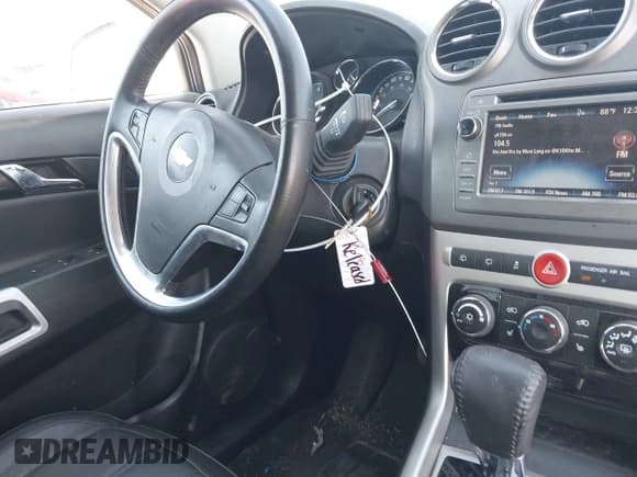 ✅ 2015 Chevrolet Captiva Sport LTZ • VIN: 3GNAL4EK5FS520717 • Lot: 43411742. Wystawiony na IAAI z przebiegiem 70 871 mil. Bezpłatny archiwum sprzedaży aukcyjnych z USA i szczegółowy raport historii pojazdu na DreamBid. Zdjęcie 11.