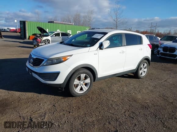 ✅ 2012 Kia Sportage LX • VIN: KNDPBCA22C7332429 • Lot: 43725941. Listed on IAAI with 42,541 mi. Free auction sales archive from the USA and detailed vehicle history report at DreamBid. Image 2.