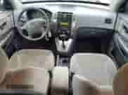 2005 Hyundai Tucson GLS z VIN KM8JN72D85U131798, wystawiony jako Copart lot #79274634 z przebiegiem 122 271 mil mil oraz Szkoda całkowita • Salvage title. Historia ofert i sprzedaży dostępna na DreamBid. Obrazek 8.