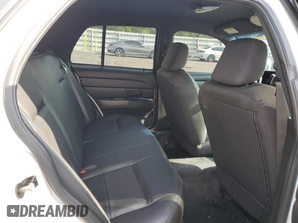 ✅ 2010 Ford Police Interceptor • VIN: 2FABP7BV0AX121156 • Lot: 52085275. Listed on Copart with 158,578 mi. Free auction sales archive from the USA and detailed vehicle history report at DreamBid. Image 10.