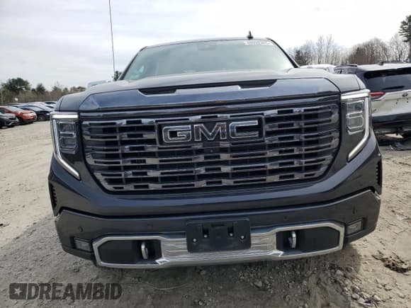 ✅ 2023 GMC Sierra 1500 Denali Ultimate • VIN: 1GTUUHEL3PZ256940 • Лот: 48932365. Опубликован ранее на Copart с пробегом 11 097 миль. Бесплатный доступ к архиву аукционных продаж из США и подробный отчёт об истории автомобиля на DreamBid. Изображение 5.