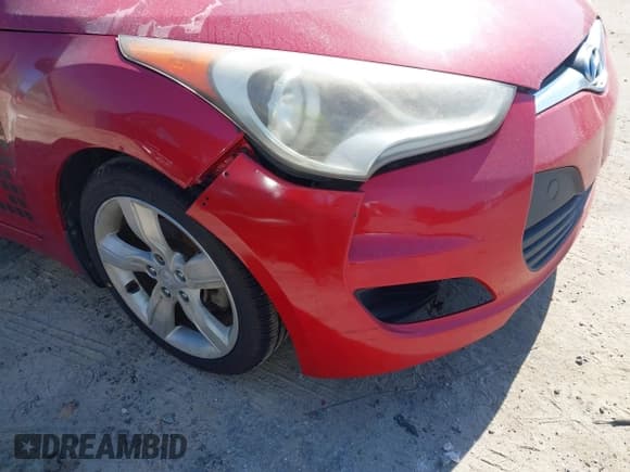 ✅ 2013 Hyundai Veloster w/Black Int • VIN: KMHTC6AD4DU101982 • Lot: 41659208. Wystawiony na IAAI z przebiegiem 136 431 mil. Bezpłatny archiwum sprzedaży aukcyjnych z USA i szczegółowy raport historii pojazdu na DreamBid. Zdjęcie 14.