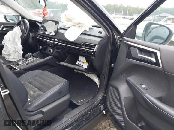 ✅ 2024 Mitsubishi Outlander SE • VIN: JA4J3VA87RZ044769 • Lot: 42947949. Listed on IAAI with 28,123 mi. Free auction sales archive from the USA and detailed vehicle history report at DreamBid. Image 5.