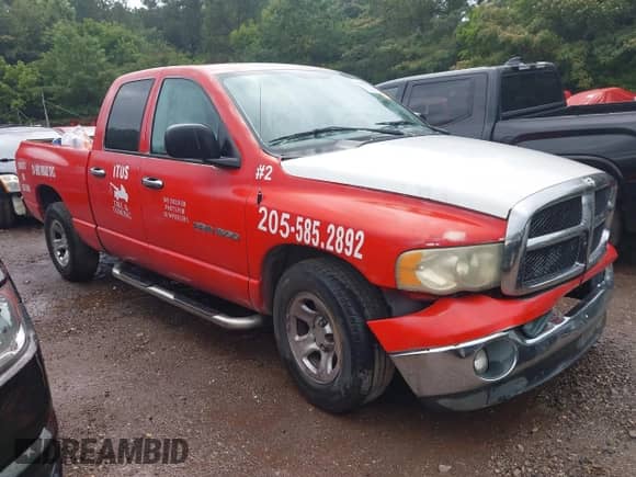 2003 Dodge 1500 ST z VIN 1D7HA18N03S112530, wystawiony jako IAAI lot #42484127 z przebiegiem 186 784 mil mil oraz . Historia ofert i sprzedaży dostępna na DreamBid. Obrazek 1.