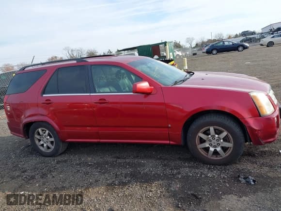 ✅ 2009 Cadillac SRX AWD • VIN: 1GYEE437X90147814 • Лот: 43625191. Опубликован ранее на IAAI с пробегом 105 616 миль. Бесплатный доступ к архиву аукционных продаж из США и подробный отчёт об истории автомобиля на DreamBid. Изображение 13.