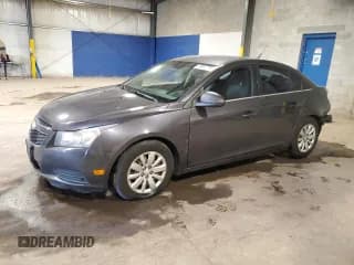 ✅ 2011 Chevrolet Cruze LS • VIN: 1G1PC5SH6B7167472 • Lot: 89887255. Listed on Copart with 141,918 mi. Free auction sales archive from the USA and detailed vehicle history report at DreamBid. Image 1.