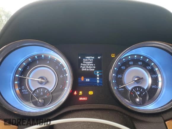 ✅ 2014 Chrysler 300 C • VIN: 2C3CCAKG5EH253102 • Лот: 90117035. Опубликован ранее на Copart с пробегом 146 877 миль. Бесплатный доступ к архиву аукционных продаж из США и подробный отчёт об истории автомобиля на DreamBid. Изображение 9.