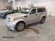 2007 Dodge Nitro R/T z VIN 1D8GU58647W607357, wystawiony jako IAAI lot #43281252 z przebiegiem 204 574 mil mil oraz . Historia ofert i sprzedaży dostępna na DreamBid. Obrazek 18.