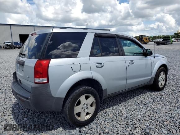 ✅ 2004 Saturn VUE V6 • VIN: 5GZCZ53474S845564 • Лот: 71248575. Опубликован ранее на Copart с пробегом 206 537 миль. Бесплатный доступ к архиву аукционных продаж из США и подробный отчёт об истории автомобиля на DreamBid. Изображение 3.