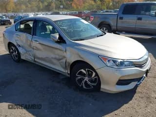 ✅ 2017 Honda Accord LX • VIN: 1HGCR2F35HA152301 • Лот: 43515502. Опубликован ранее на IAAI с пробегом 70 869 миль. Бесплатный доступ к архиву аукционных продаж из США и подробный отчёт об истории автомобиля на DreamBid. Изображение 1.