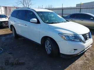 ✅ 2016 Nissan Pathfinder Platinum • VIN: 5N1AR2MM8GC614835 • Lot: 41246654. Listed on IAAI with 186,892 mi. Free auction sales archive from the USA and detailed vehicle history report at DreamBid. Image 1.