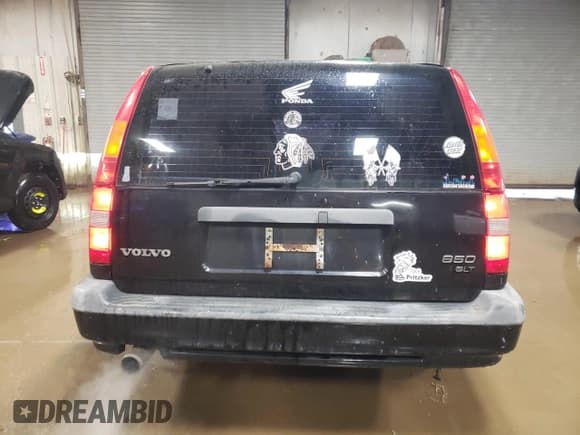 ✅ 1996 Volvo 850 • VIN: YV1LW5557T2240842 • Lot: 87636115. Wystawiony na Copart z przebiegiem 233 150 mil. Bezpłatny archiwum sprzedaży aukcyjnych z USA i szczegółowy raport historii pojazdu na DreamBid. Zdjęcie 6.