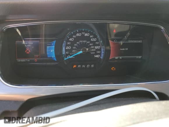 ✅ 2017 Ford Taurus SEL • VIN: 1FAHP2H81HG137414 • Lot: 46447895. Listed on Copart with 41,600 mi. Free auction sales archive from the USA and detailed vehicle history report at DreamBid. Image 9.