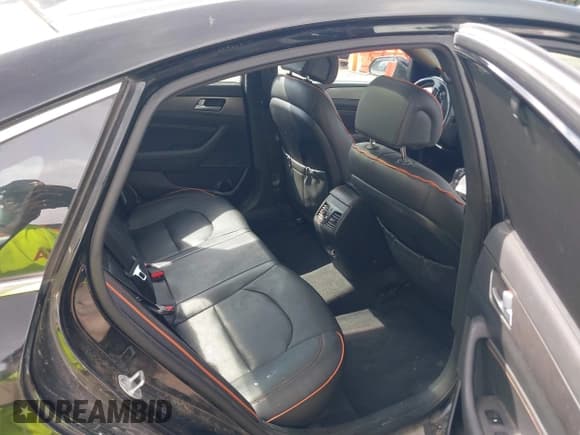 ✅ 2015 Hyundai Sonata Limited • VIN: 5NPE34AB3FH165993 • Лот: 42645693. Опубликован ранее на IAAI с пробегом 128 716 миль. Бесплатный доступ к архиву аукционных продаж из США и подробный отчёт об истории автомобиля на DreamBid. Изображение 8.