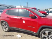 ✅ 2017 Jeep Compass Latitude • VIN: 3C4NJCBB6HT669360 • Lot: 43394313. Wystawiony na IAAI z przebiegiem 60 393 mil. Bezpłatny archiwum sprzedaży aukcyjnych z USA i szczegółowy raport historii pojazdu na DreamBid. Zdjęcie 13.