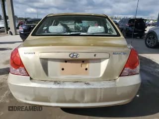 ✅ 2004 Hyundai Elantra GLS • VIN: KMHDN46D34U724974 • Lot: 81970945. Wystawiony na Copart z przebiegiem 37 437 mil. Bezpłatny archiwum sprzedaży aukcyjnych z USA i szczegółowy raport historii pojazdu na DreamBid. Zdjęcie 6.