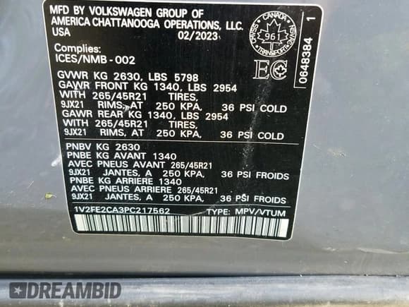 ✅ 2023 Volkswagen Atlas SEL Premium R-Line • VIN: 1V2FE2CA3PC217562 • Lot: 70729615. Wystawiony na Copart z przebiegiem Nie podano. Bezpłatny archiwum sprzedaży aukcyjnych z USA i szczegółowy raport historii pojazdu na DreamBid. Zdjęcie 13.