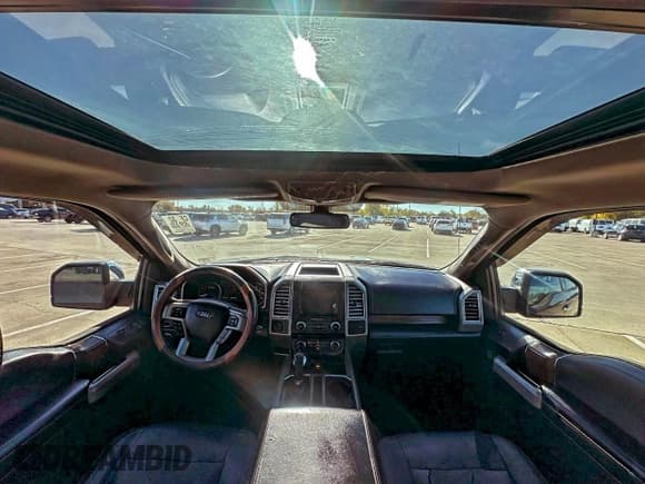 ✅ 2015 Ford F-150 Lariat • VIN: 1FTEW1EG5FKD55761 • Lot: 96733095. Listed on Copart with 257,557 mi. Free auction sales archive from the USA and detailed vehicle history report at DreamBid. Image 9.