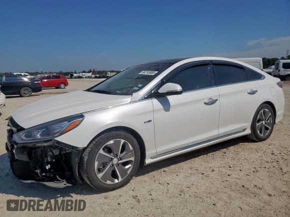 ✅ 2019 Hyundai Sonata Limited • VIN: KMHE34L33KA092787 • Лот: 84253085. Опубликован ранее на Copart с пробегом 100 331 миль. Бесплатный доступ к архиву аукционных продаж из США и подробный отчёт об истории автомобиля на DreamBid. Изображение 1.